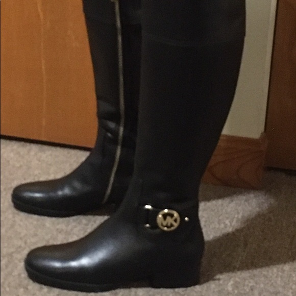 ❤️ NWT Michael Kors Genuine Leather Tall Boots - Picture 1 of 7